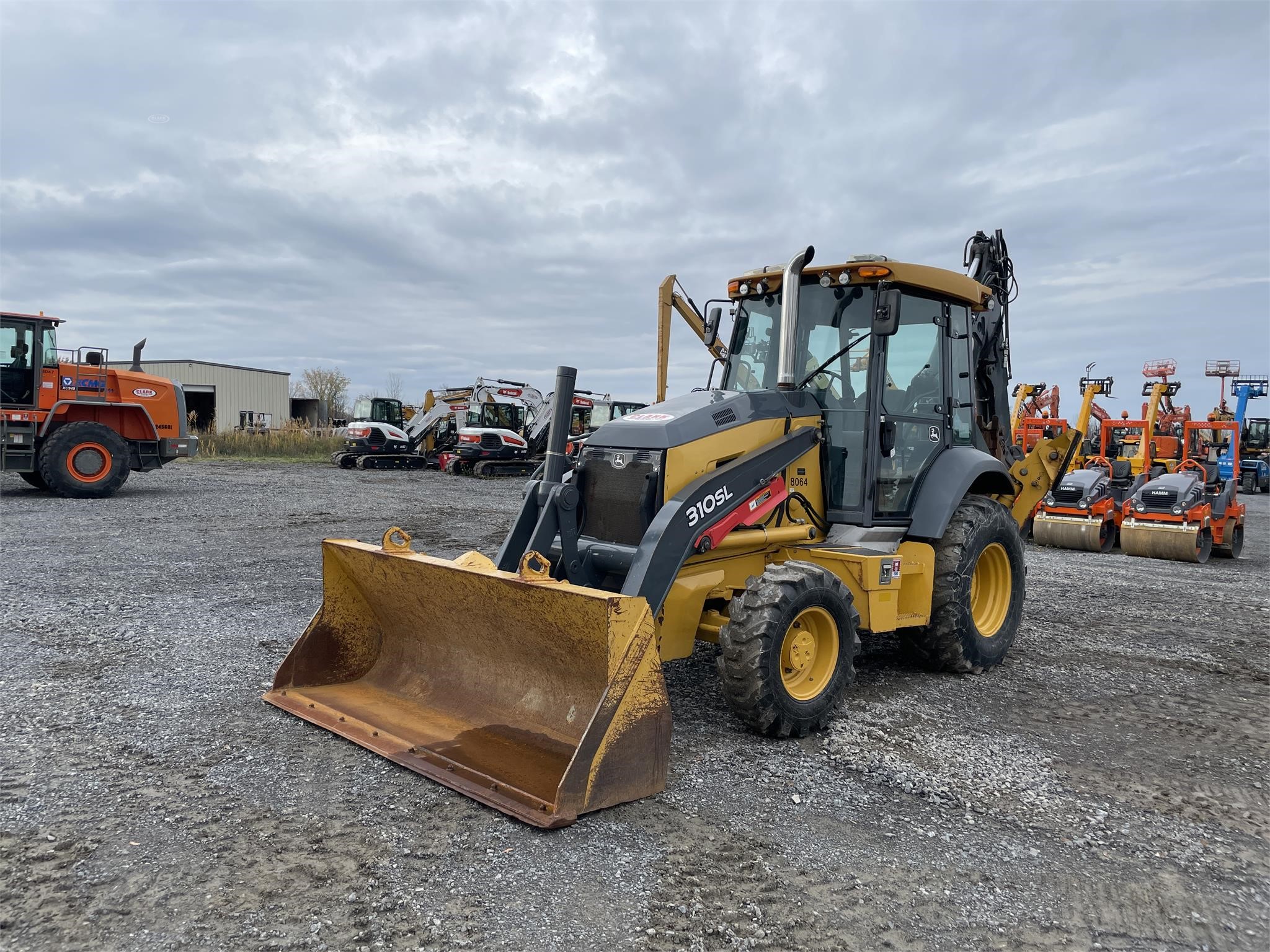 2017 DEERE 310SL