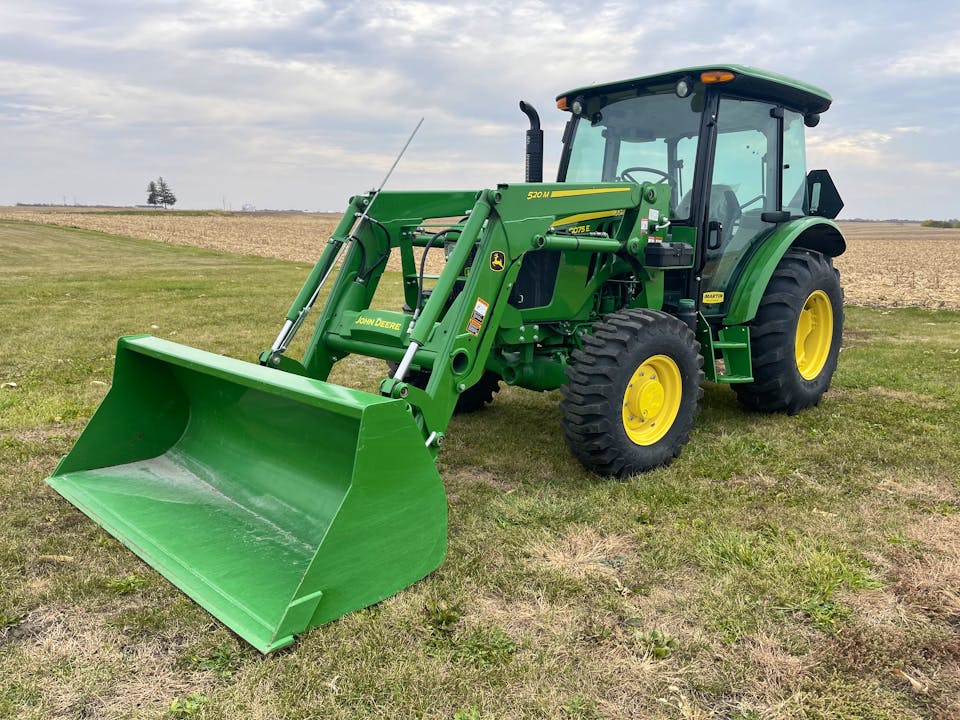 2020 John Deere 5075E